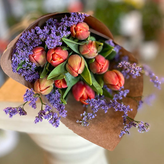 SPRING SPECIAL 10 Stem Tulip Bouquets
